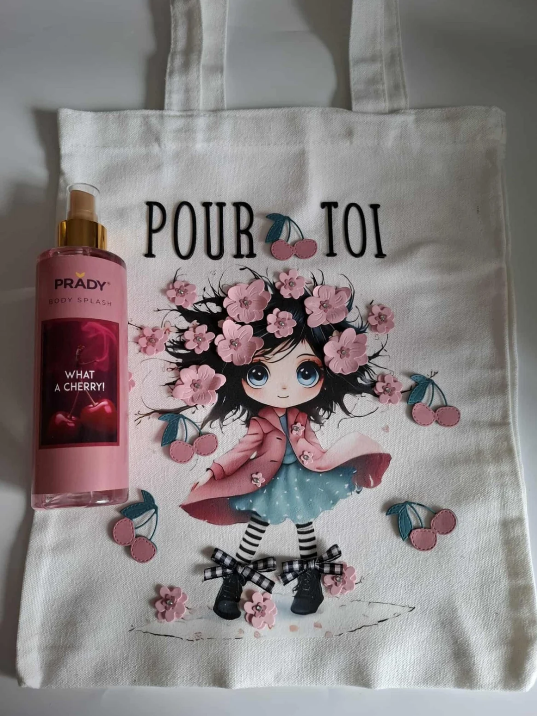 Tote bag Mademoiselle Cerisier et sa brume