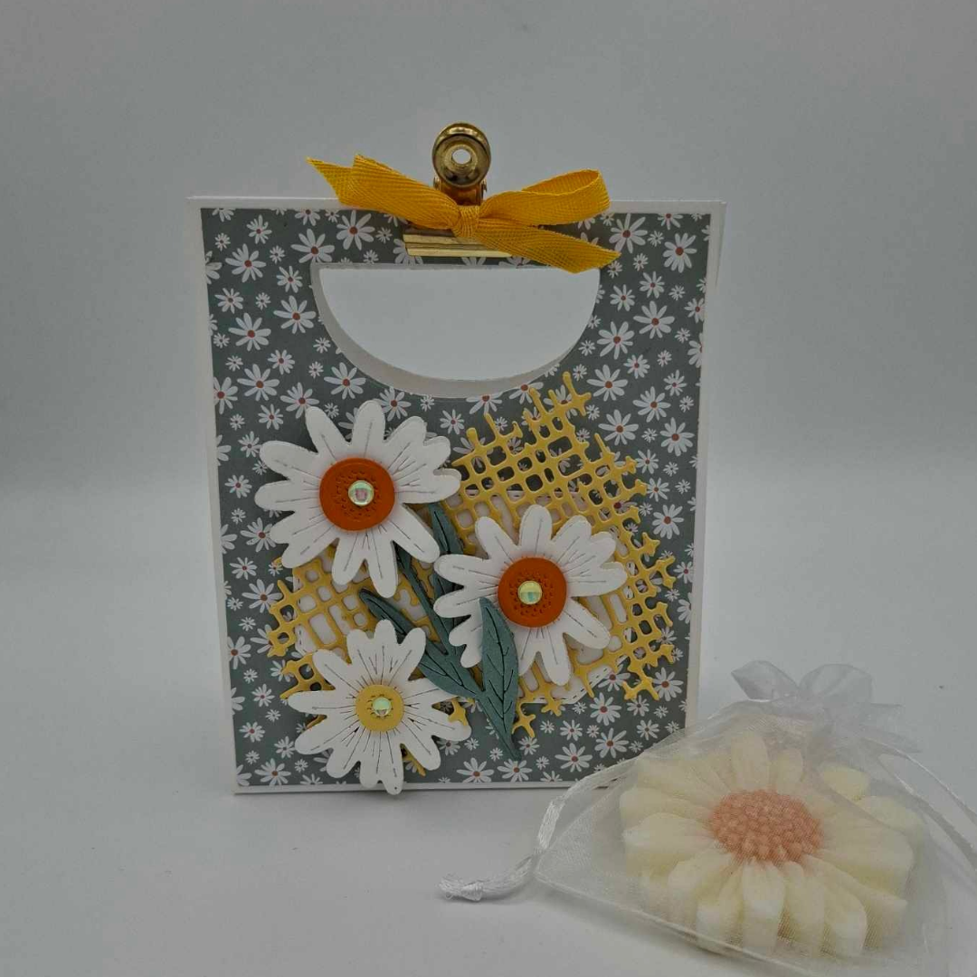 Éclosion Féminine : Coffret fondant floral