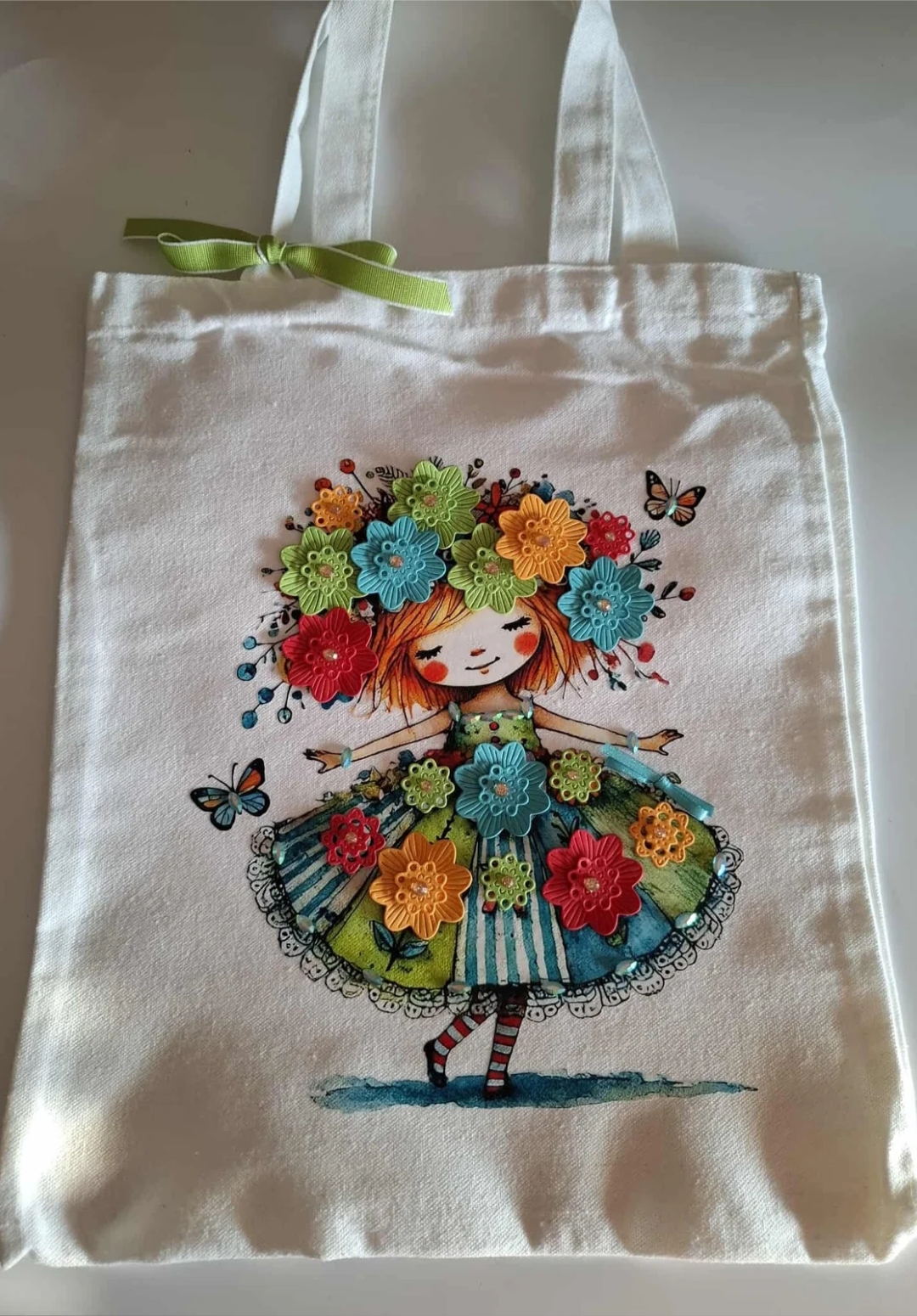 Tote bag : Danse florales et colorée