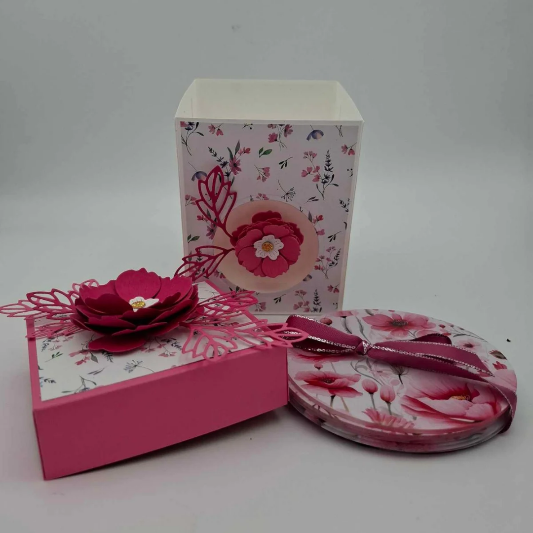 Coffret table fleurie et ses sous verres assortis