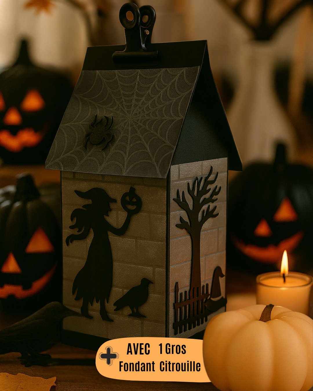 Maison de la sorcière et sa bougie citrouille
